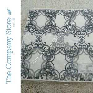 🆕⭐ The Company Store embroidered  pillow cover set